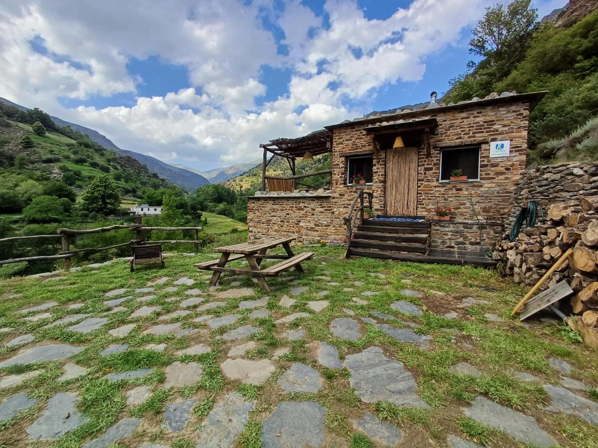 Casa Rural Cortijo Molino Altero Trevelez Exterior photo